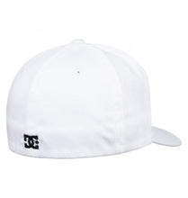 Load image into Gallery viewer, DC Hat Fitted Star 2 L/XL