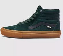 Load image into Gallery viewer, Vans Sk8 Hi Skate Green Gum