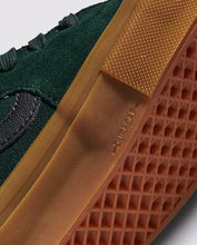 Load image into Gallery viewer, Vans Sk8 Hi Skate Green Gum