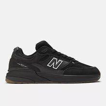 Load image into Gallery viewer, New Balance 933 Andrew Reynolds Black Black