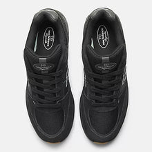 Load image into Gallery viewer, New Balance 933 Andrew Reynolds Black Black