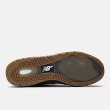 Load image into Gallery viewer, New Balance 933 Andrew Reynolds Black Black