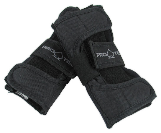 Protec wrist street gear Medium