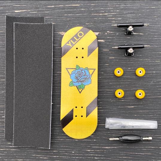 Yllo Fingerboard Blue Rose