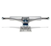 Load image into Gallery viewer, Royal Truck 139 Raw