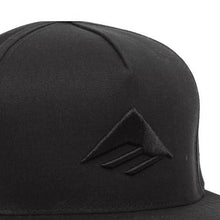 Load image into Gallery viewer, Emerica Hat Stealth Triangle Snapback Black